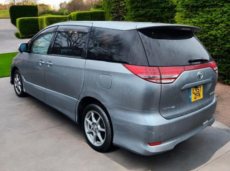 TOYOTA ESTIMA