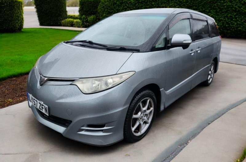 TOYOTA ESTIMA