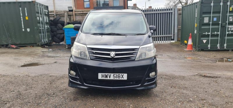 TOYOTA ALPHARD 2.4 l petrol 7 seater