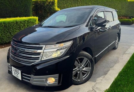 NISSAN ELGRAND 2.5l petrol automatic
