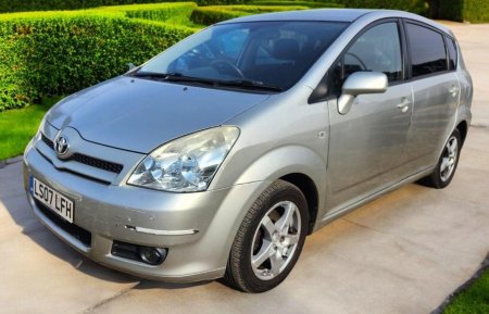 TOYOTA COROLLA VERSO 1.8 TR Multimode 5dr