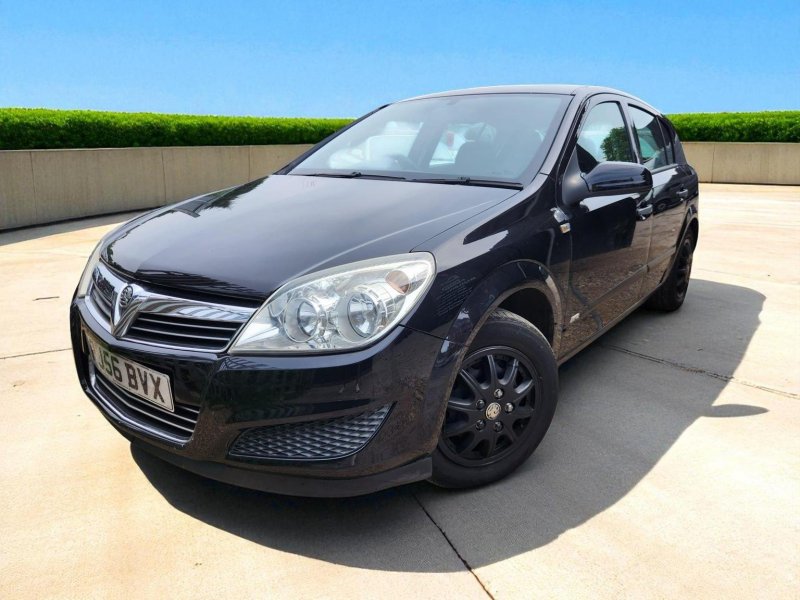 VAUXHALL ASTRA 1.8i 16v Life 5dr